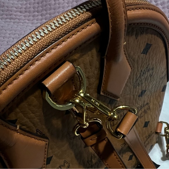 MCM BACKPACK - Picture 6 of 14